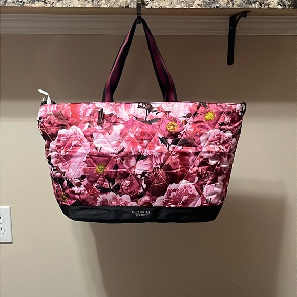 Victoria’s Secret Pink/ White Floral Tote with 2 sets of handles - Picture 6 of 7
